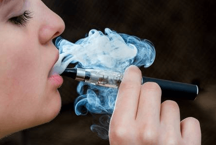 How To Vape In a Public Place